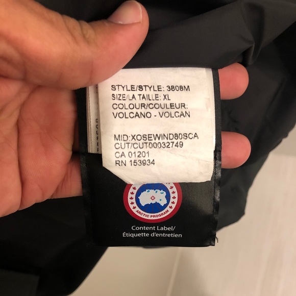 Authentic Canada Goose Wyndham Parka - Picture 7 of 8